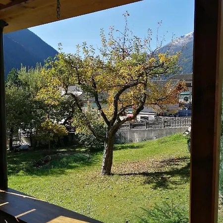 Apartament Artho *