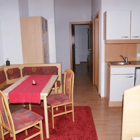 アパート Artho ノイシュティフト・イム・シュトゥーバイタール