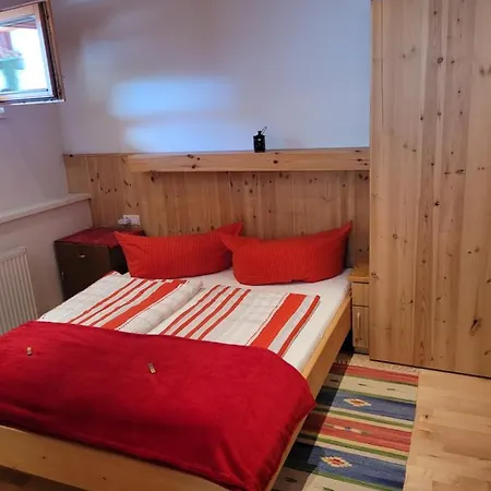 Artho Apartament *